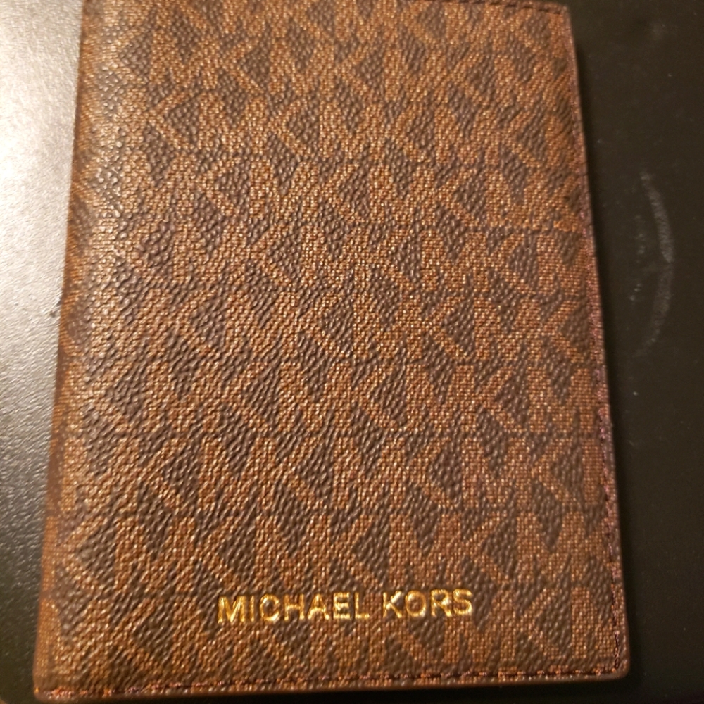Brand New Michael Kors Passport Wallet